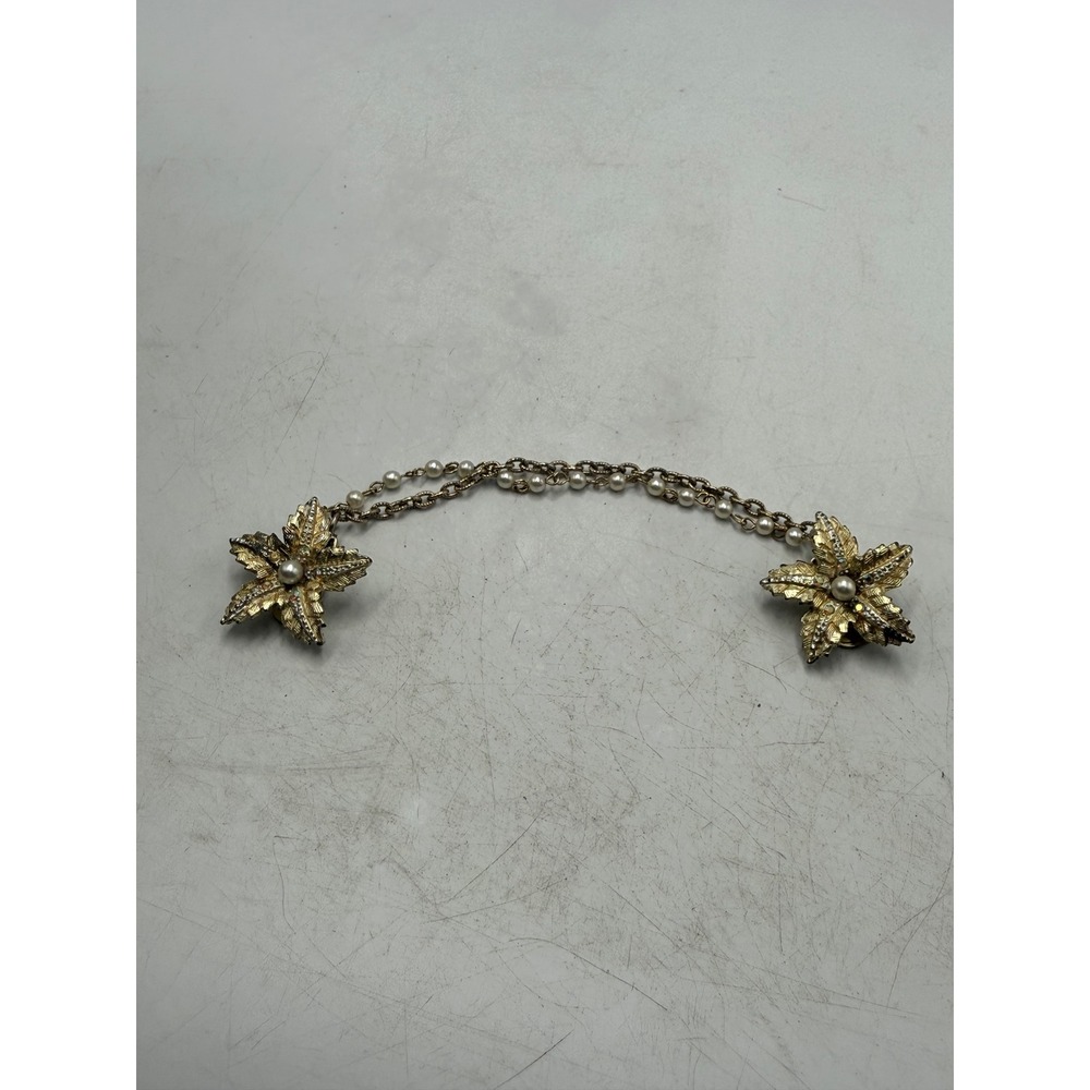 Vintage Gold Tone Faux Pearl AB Rhinestone Floral Leaf Cardigan Sweater Clip